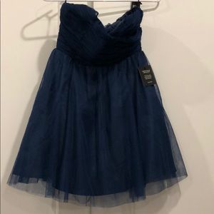 Cute party dress.